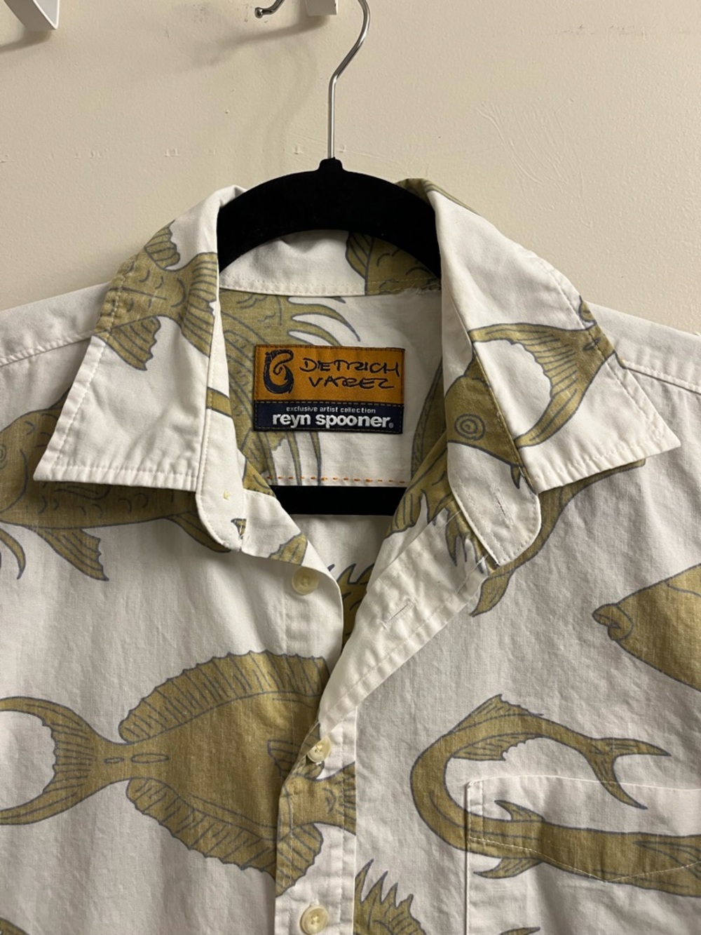 Reyn Spooner Dietrich Varez Fish Hawaiian Button Down - Picture 3 of 12